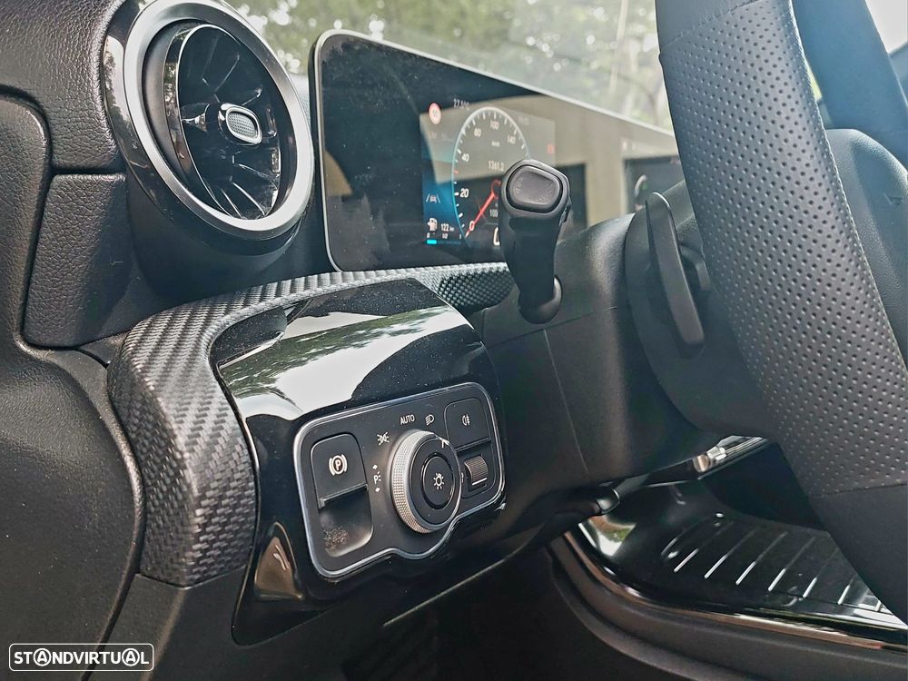 Mercedes-Benz A 180 d 7G-DCT Progressive - 8