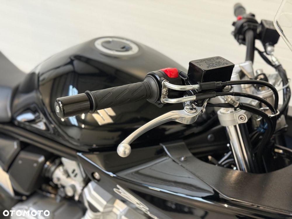 Suzuki Bandit - 12