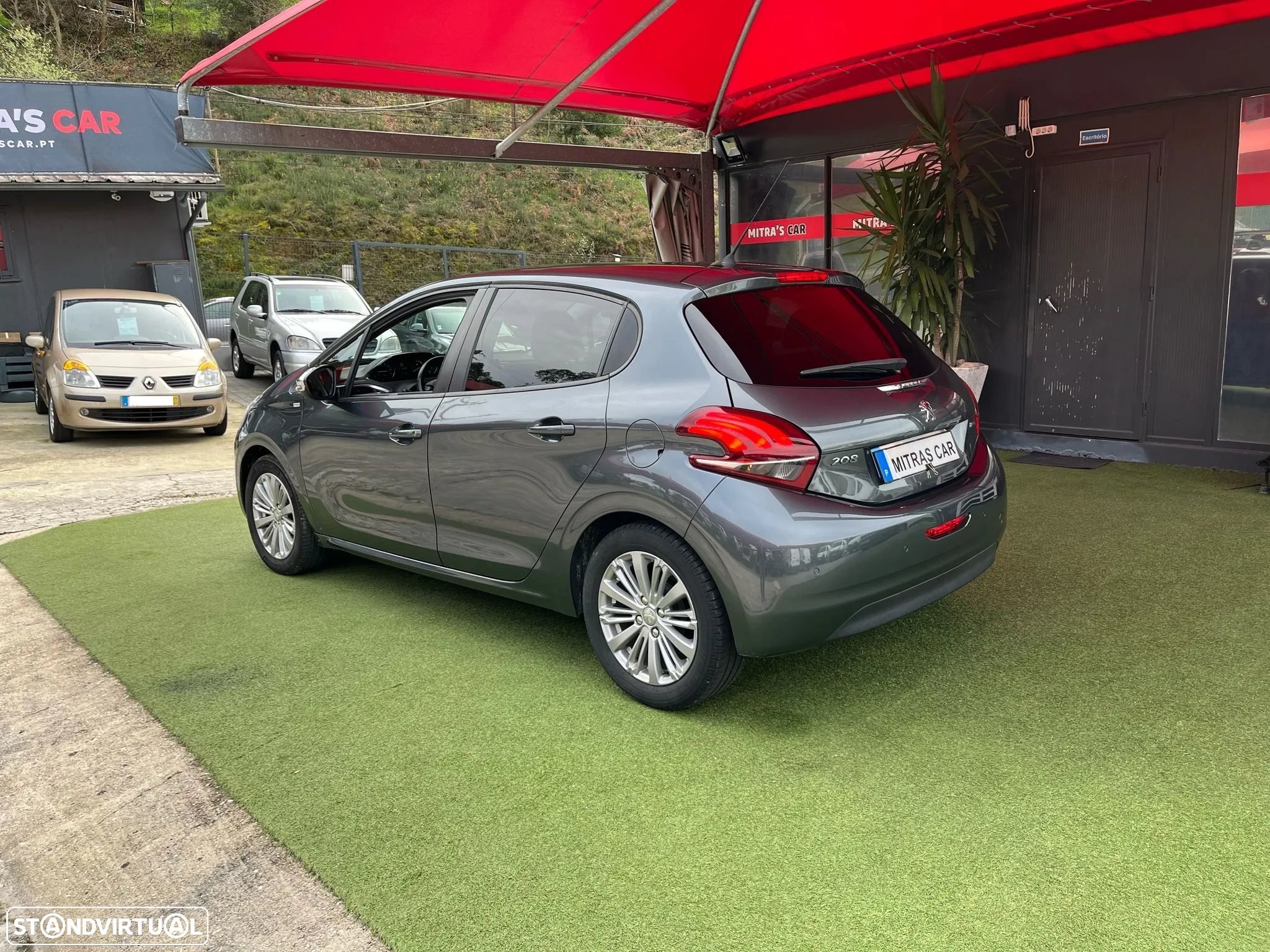 Peugeot 208 1.2 VTi Active - 3