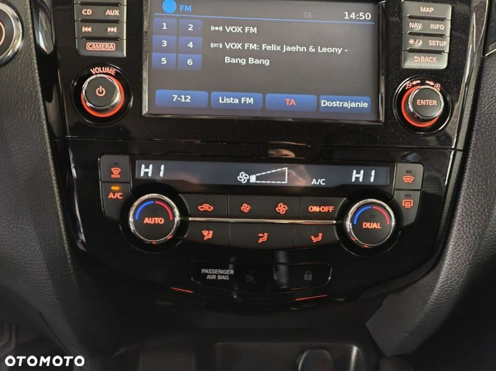 Nissan Qashqai 1.6 DIG-T Tekna - 28