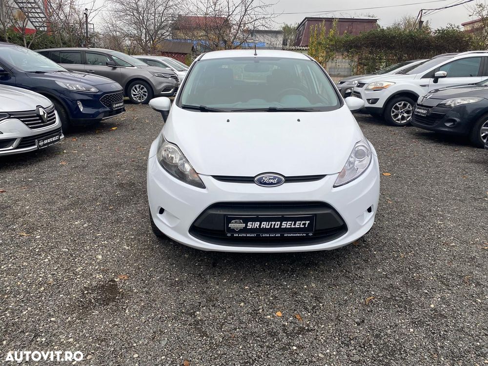 Ford Fiesta 1.25i Ambiente - 1