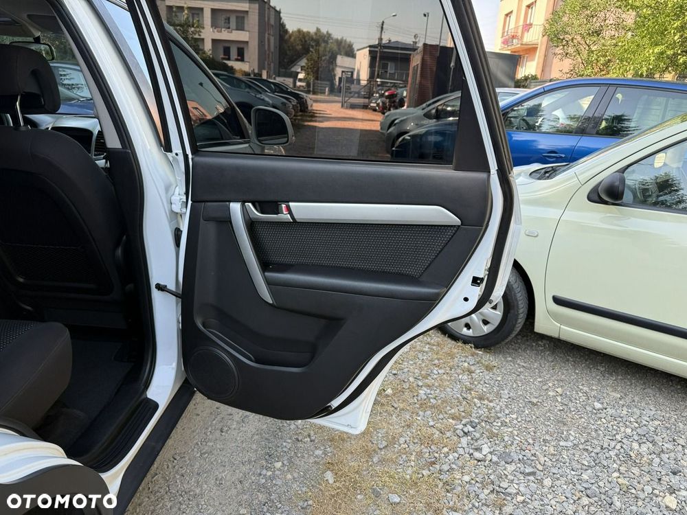 Chevrolet Captiva - 18