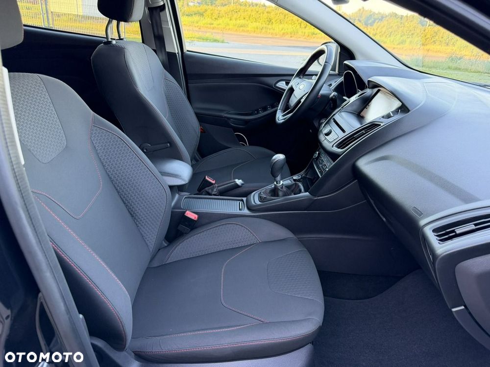 Ford Focus 2.0 TDCi ST-Line Black ASS - 16