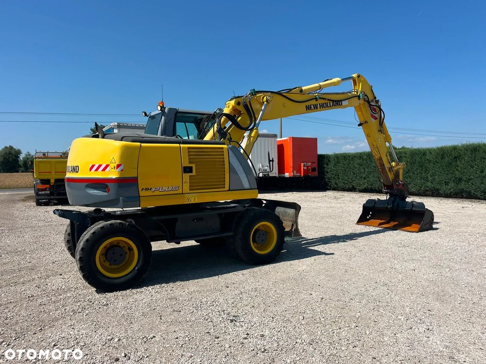 New Holland MH PLUS 18 TON - 6