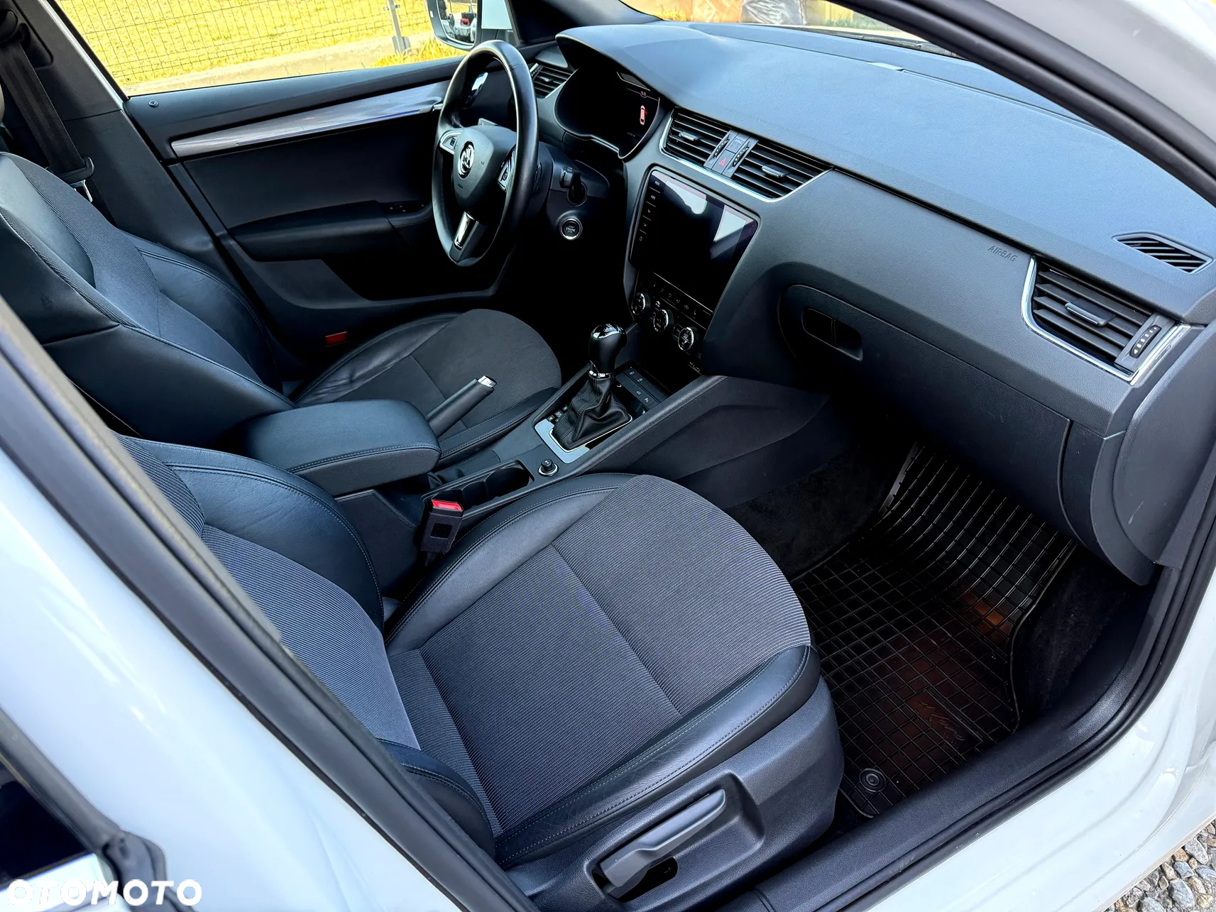 Skoda Octavia Combi 2.0 TDI DSG Style - 7