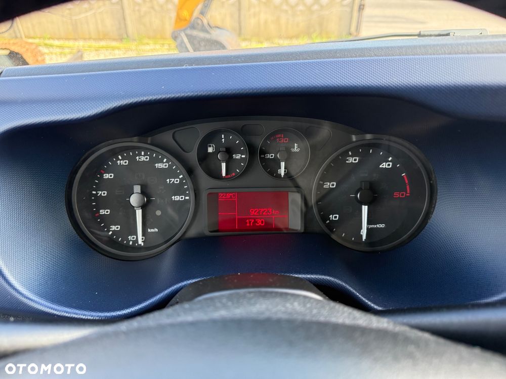 Iveco DAILY 35S15 - 28
