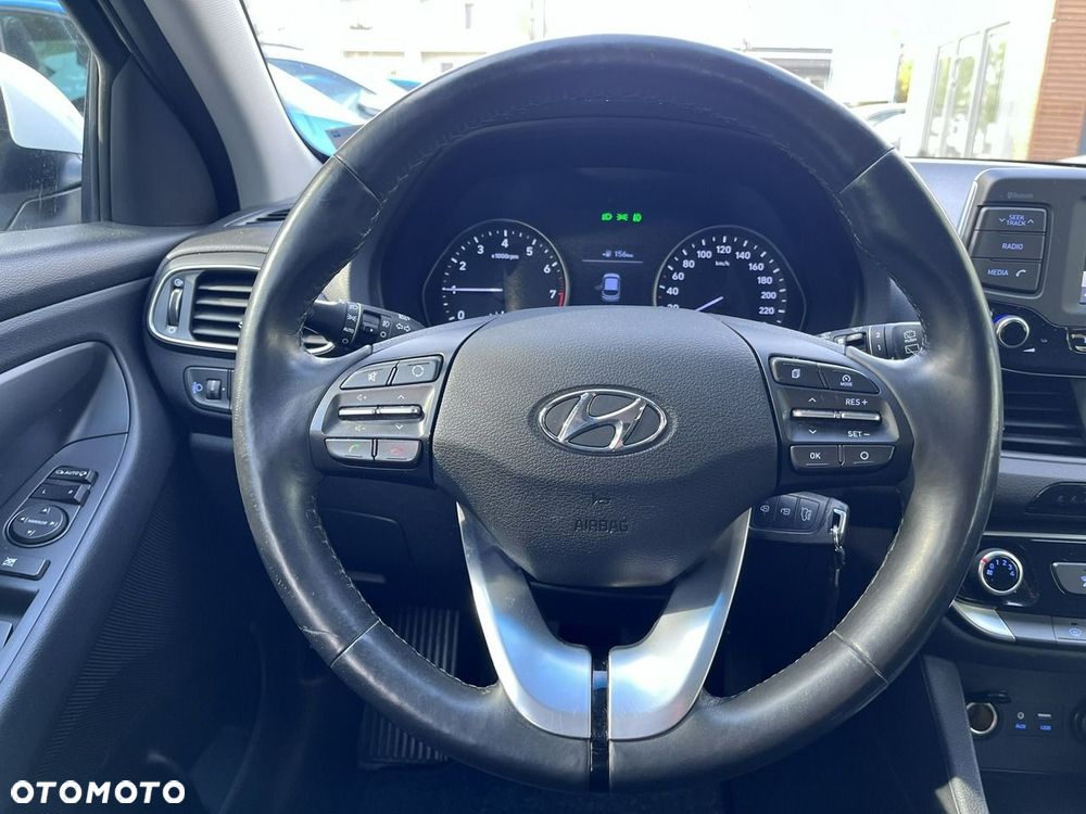 Hyundai i30 - 17