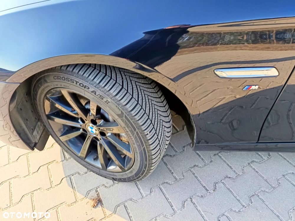 BMW Seria 5 530d xDrive Luxury Line - 31