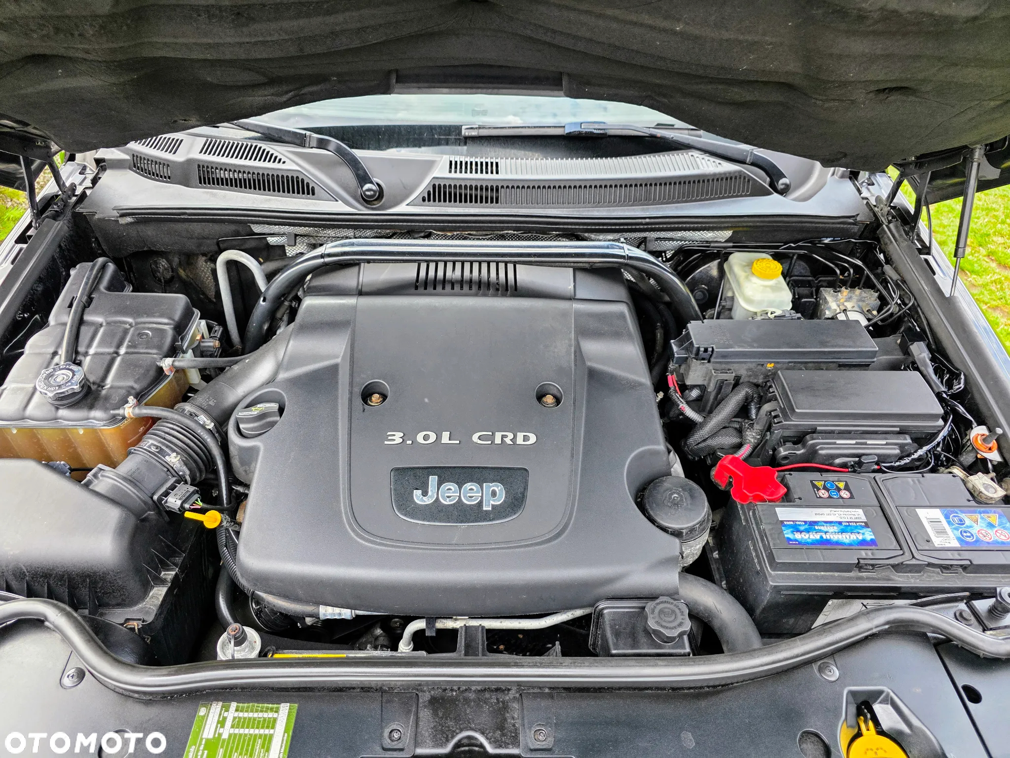 Jeep Commander 3.0 CRD Limited - 38