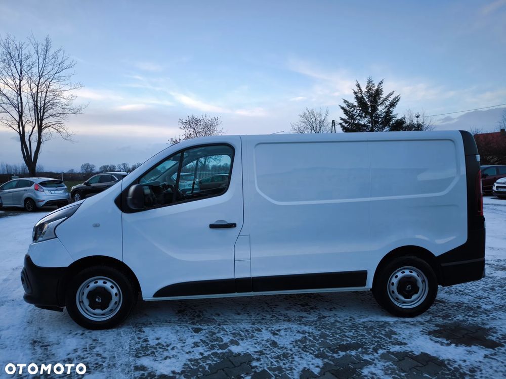Renault Trafic - 2