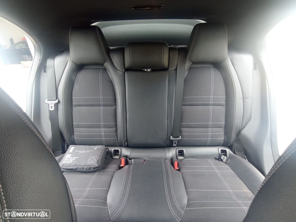 Mercedes-Benz A 180 CDI (BlueEFFICIENCY) Urban - 7