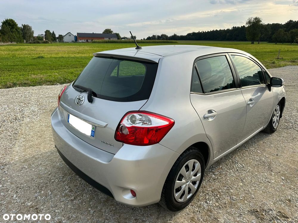 Toyota Auris 1.4 D-4D - 34