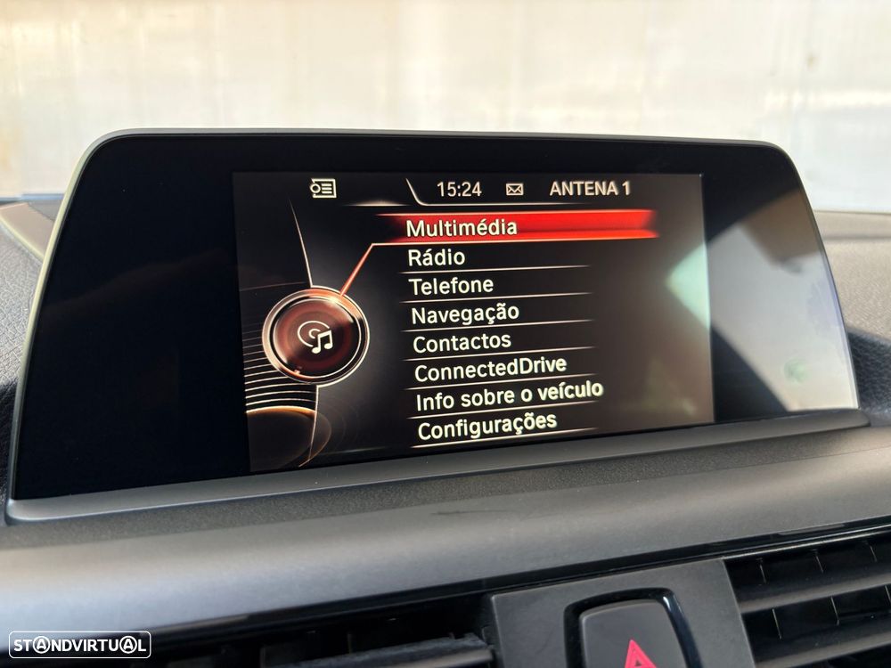 BMW 225 d Coupe Pack M Auto - 26