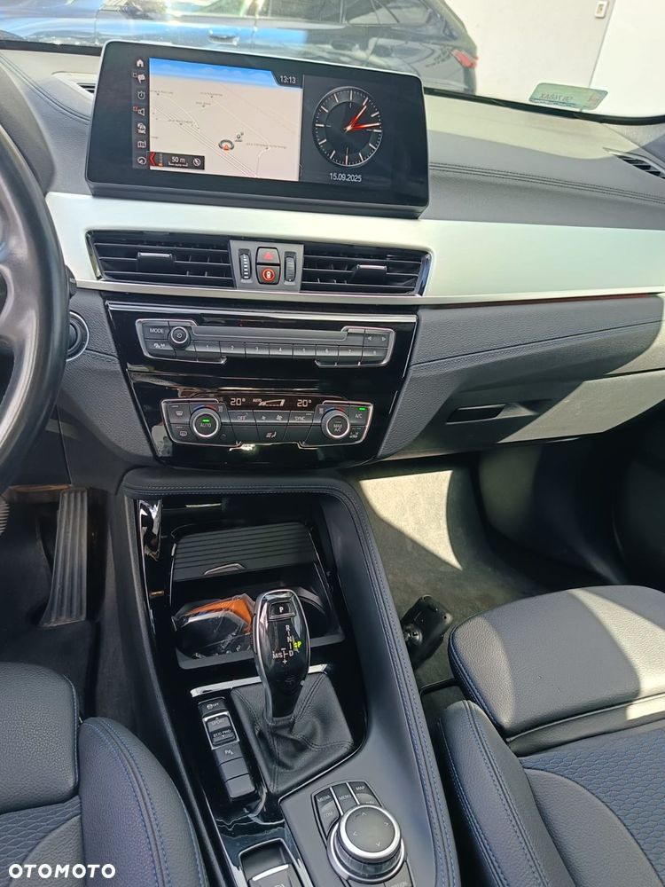 BMW X1 sDrive18i - 12