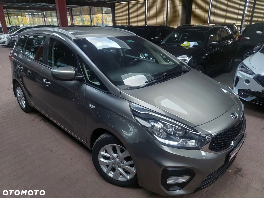 Kia Carens 1.6 GDI L - 30