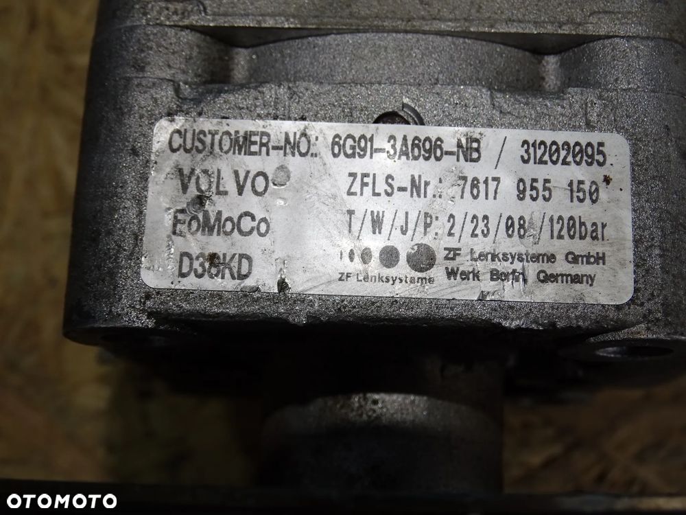 POMPA WSPOMAGANIA VOLVO V70,S80,XC60, 2.4D 31202095 2007- - 5