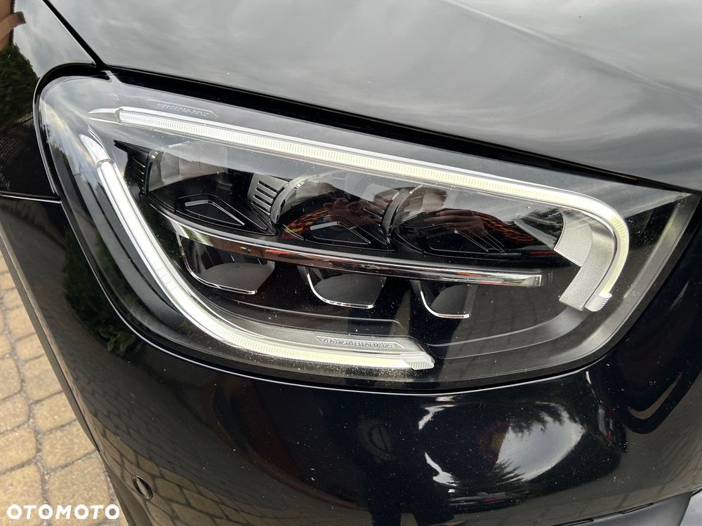 Mercedes-Benz GLC 300 de 4Matic 9G-TRONIC AMG Line Plus - 36