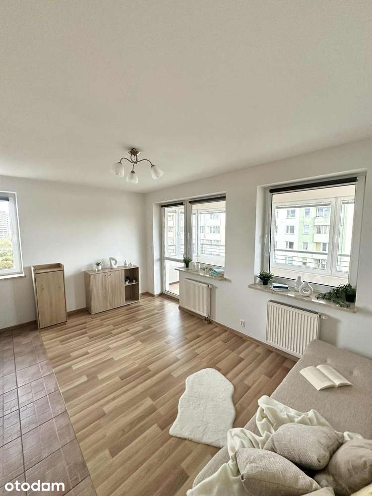 Metro Płocka, przestronne mieszkanie 32m2, loggia, od zaraz
