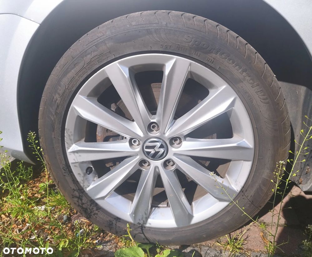 Volkswagen Passat 2.0 TDI 4Mot Highline DSG - 14