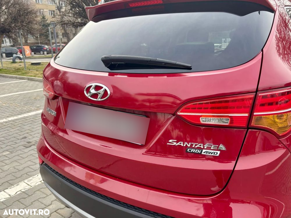 Hyundai Santa Fe - 3