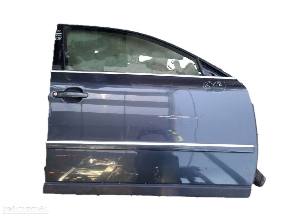 Porta Frente Dto Volkswagen Passat (3B3) - 1