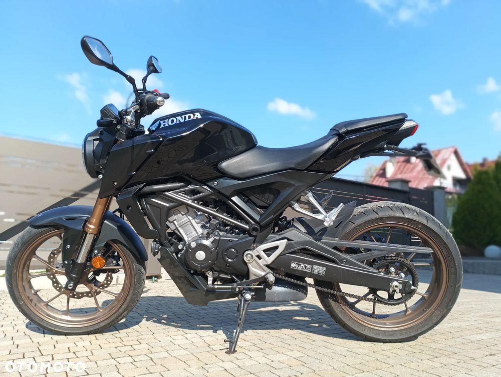 Honda CB - 2