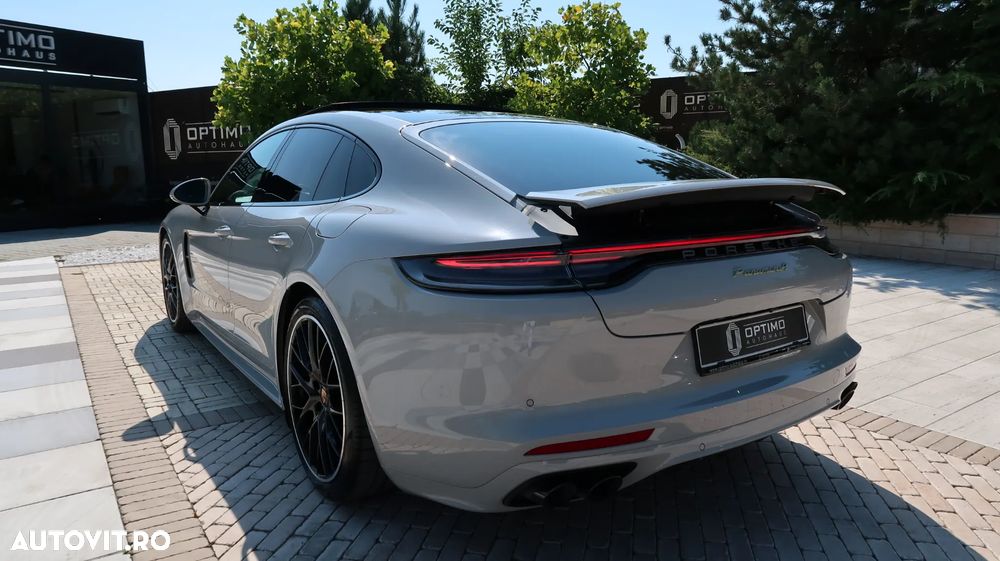 Porsche Panamera 4 E-Hybrid Platinum Edition - 5