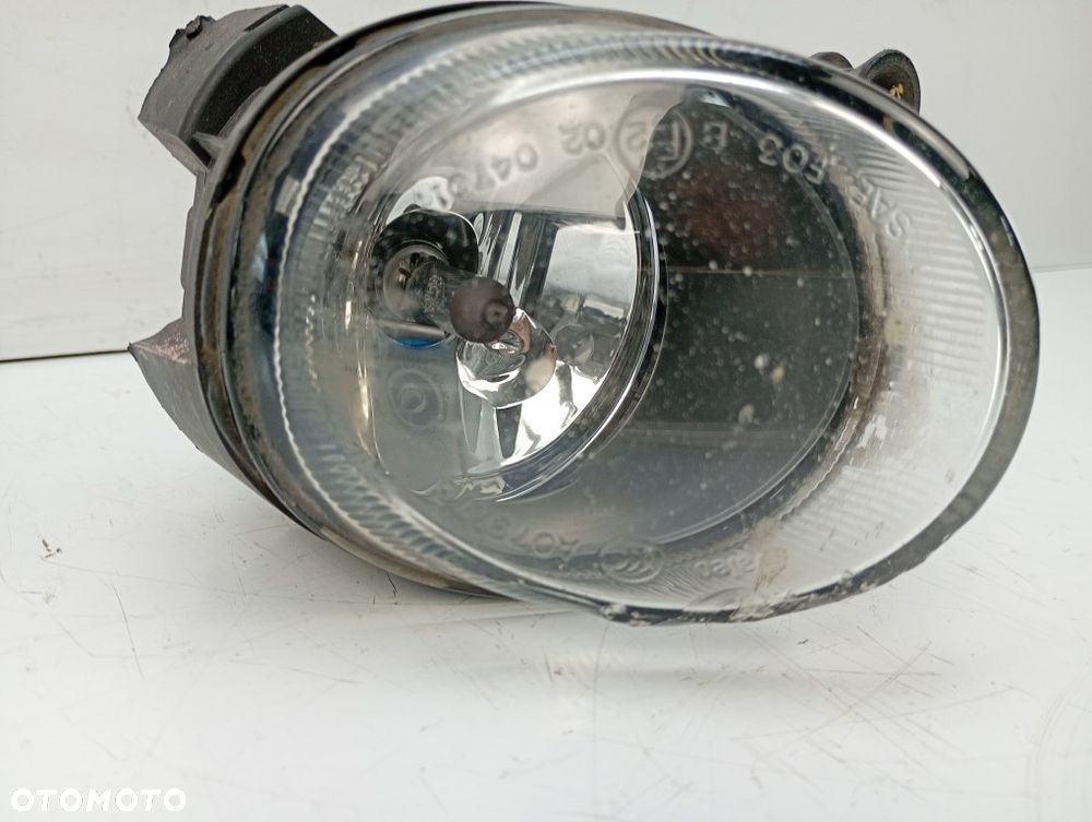 lampa przeciwmgielna halogen lewy audi A4 b7 A3 8P 8E0941699E - 3