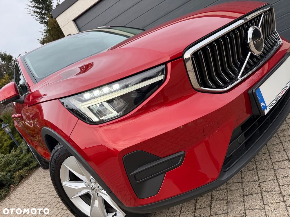 Volvo XC 40 B3 B DKG Plus Dark - 2