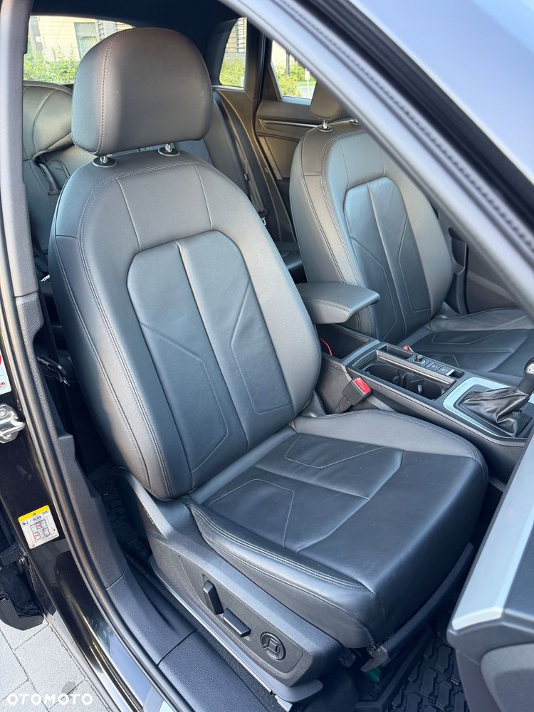 Audi Q3 40 TDI Quattro S Line S tronic - 20