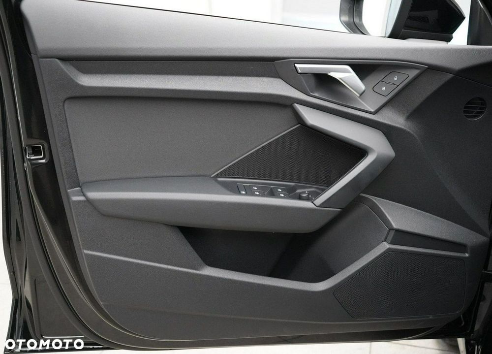 Audi A3 Sportback - 11