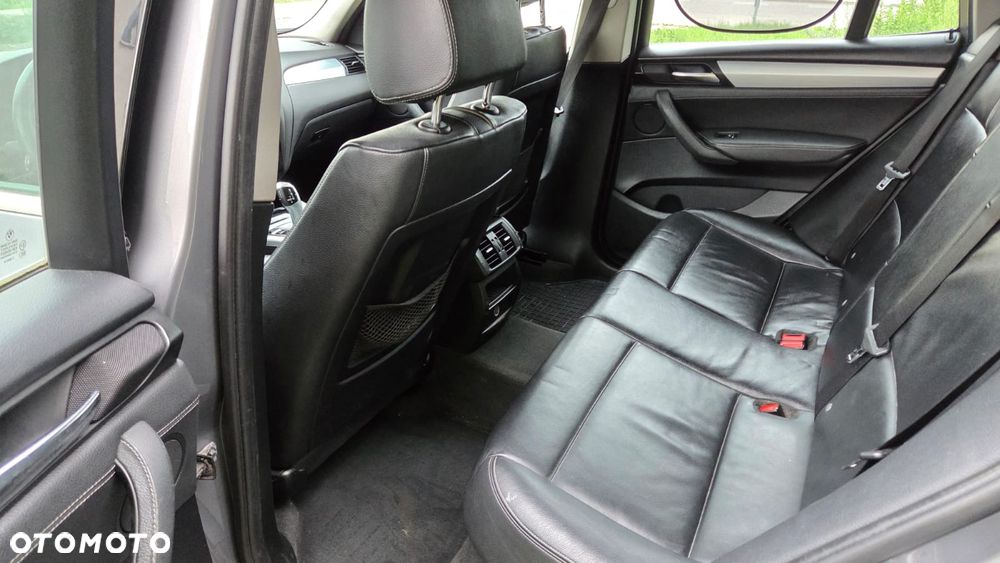 BMW X3 sDrive18d - 8