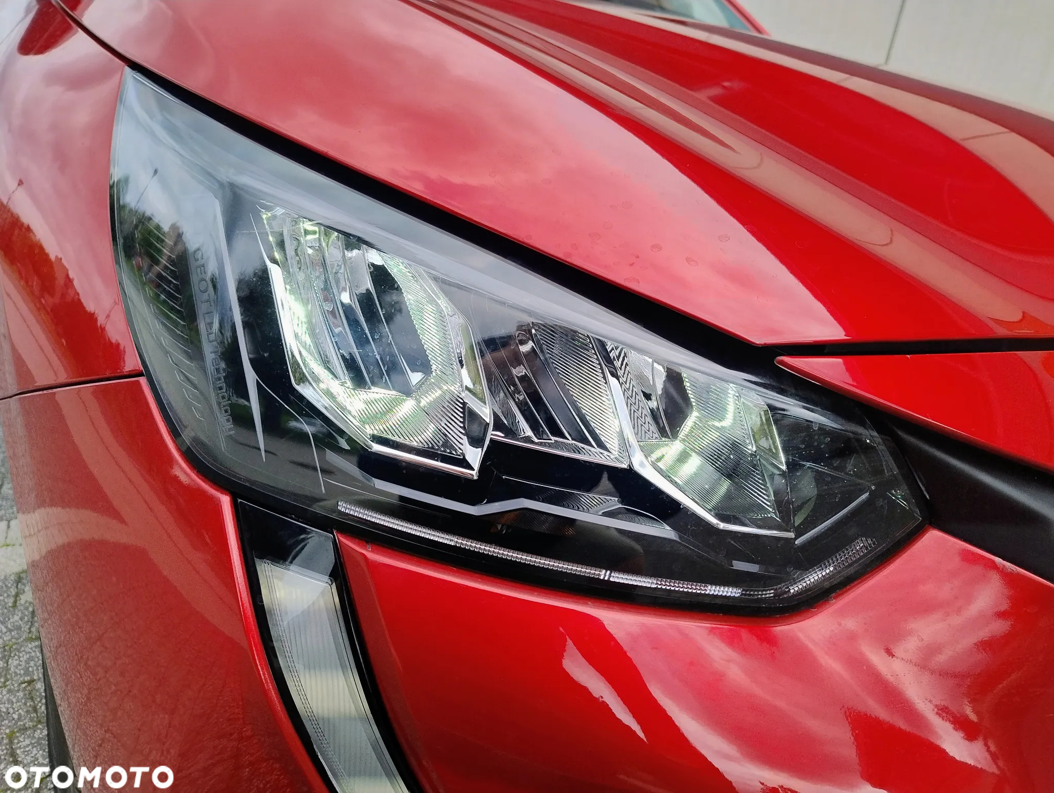 Peugeot 208 PureTech 100 EAT8 Allure Pack - 25
