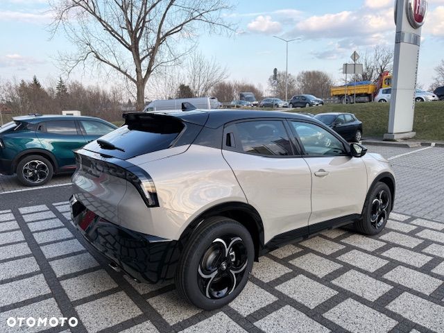 Alfa Romeo Junior 1.2 mHEV Ti Q4 eDCT - 9