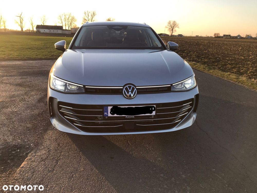 Volkswagen Passat - 30