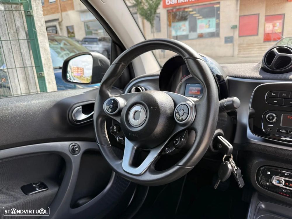 Smart ForTwo Coupé 1.0 Passion 71 Aut. - 12