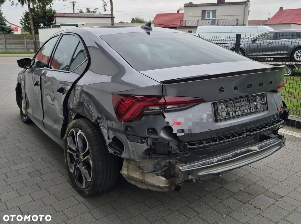 Skoda Octavia 2.0 TSI RS DSG - 4