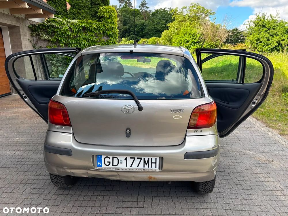 Toyota Yaris 1.3 Sol - 13