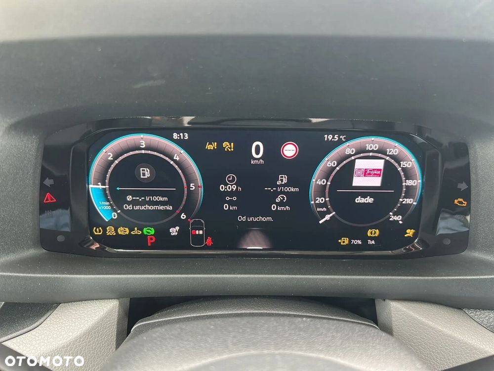 Volkswagen Crafter KONTENER+WINDA/AUTOMAT/35 Podwozie z pojedynczą kabiną 2,0 l 163 KM manual r. o.: 4490 mm - 21