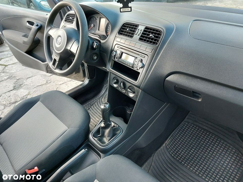 Volkswagen Polo - 10