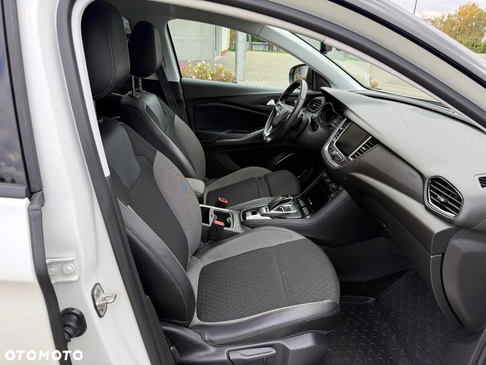 Opel Grandland X 1.6 T PHEV 4x4 Ultimate - 9