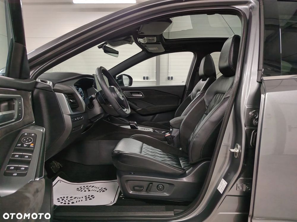 Nissan Qashqai 1.3 DIG-T MHEV Xtronic Tekna+ - 19