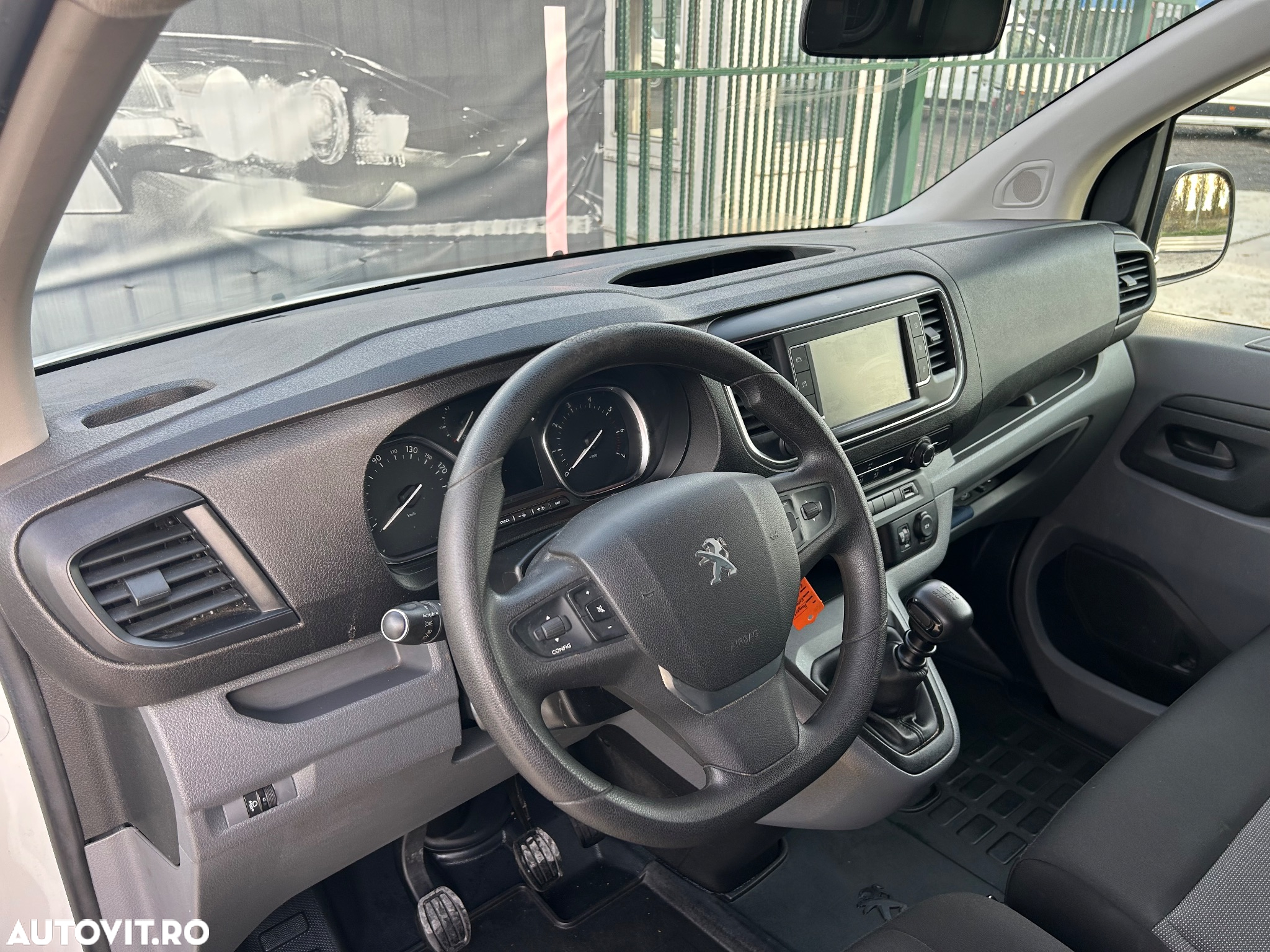 Peugeot Expert L2H1 - 21