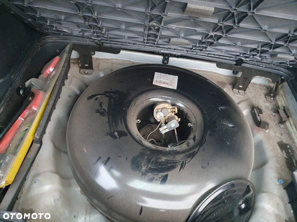 Hyundai Tucson 2.0 2WD GLS - 12