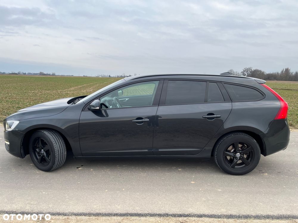 Volvo V60 D3 Drive-E Dynamic Edition (Momentum) - 8