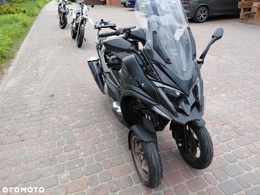 Kymco CV3 - 9