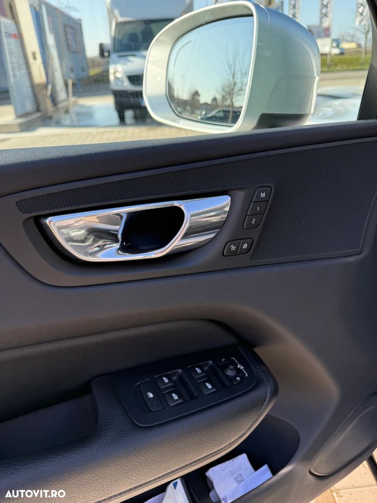 Volvo XC 60 D4 AWD Geartronic Inscription - 19