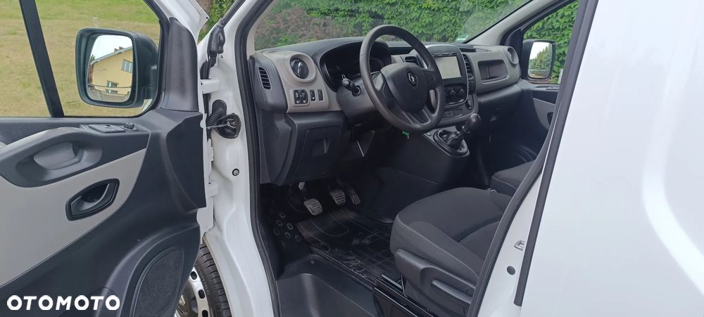 Renault Trafic - 9