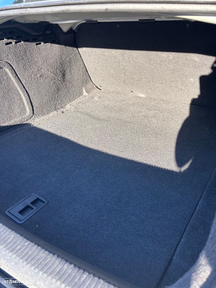 Audi A4 2.0 TDI Sport - 31