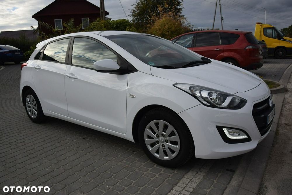 Hyundai i30 1.4 Classic + - 9